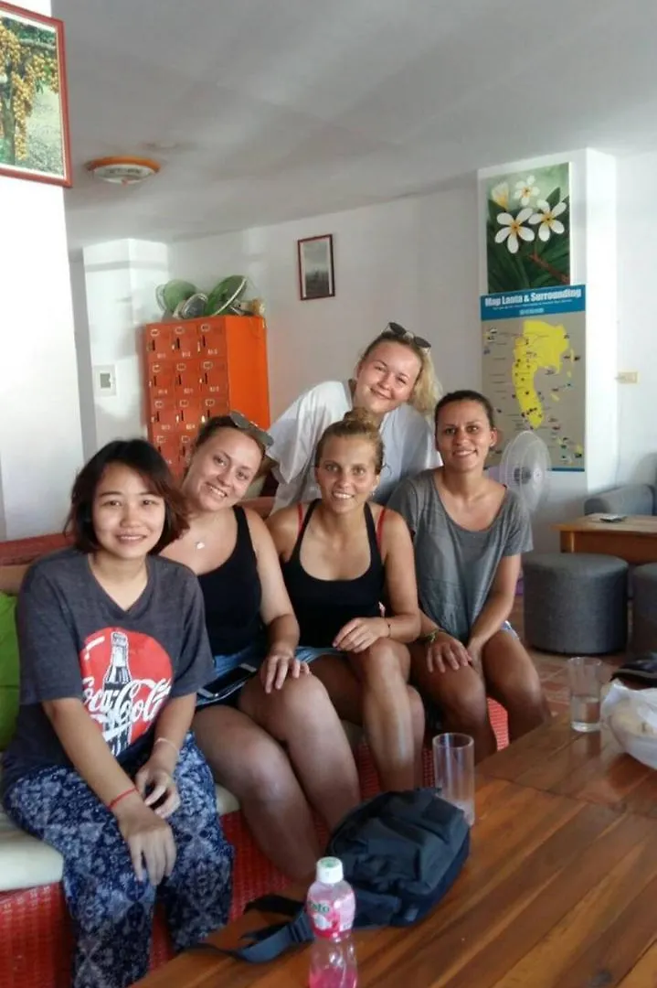 Fan Dee Hostel Ko Lanta